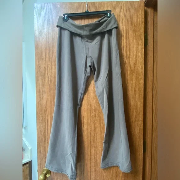 Nike Fold Over Cotton Flare Yoga Pants - Picture 1 of 4